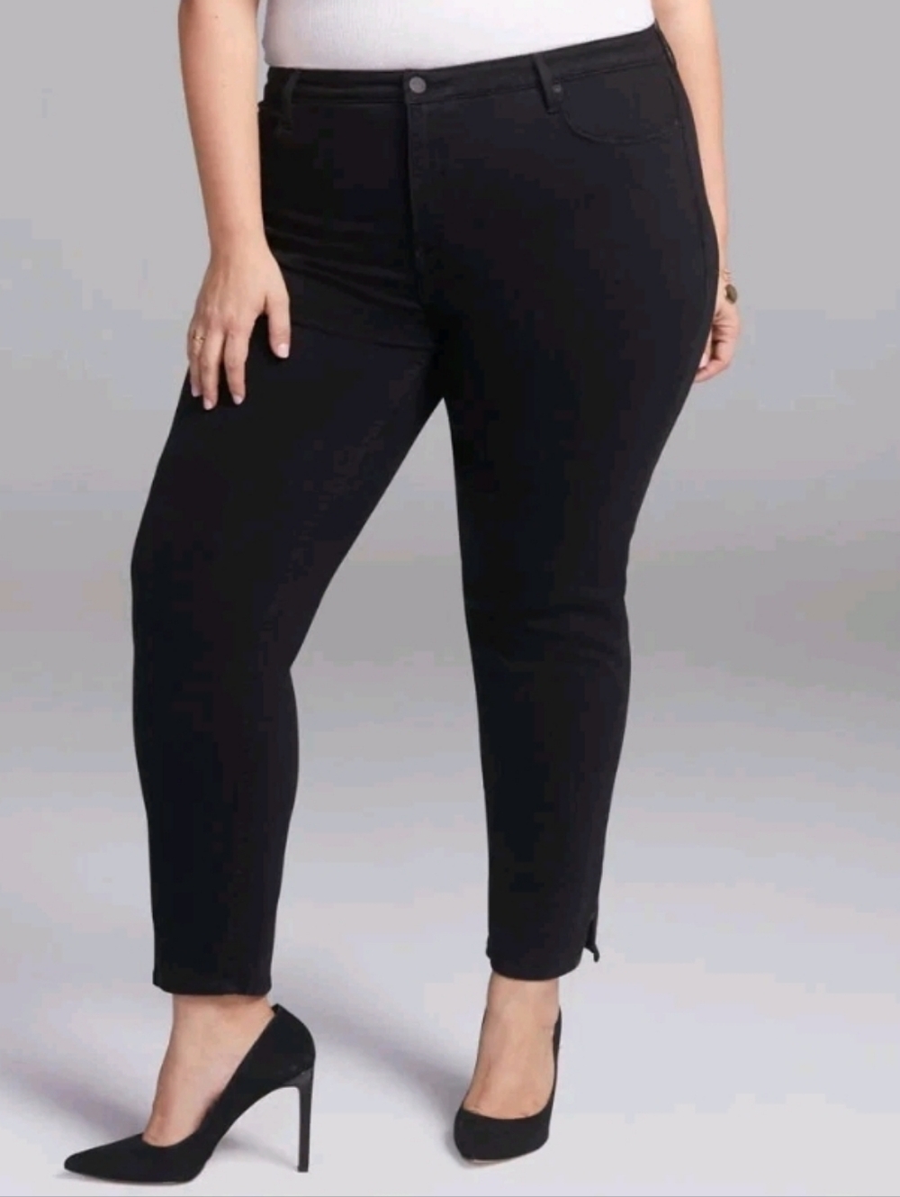 Curves 360 by NYDJ Slim Straight Jeans in Black With Side Slits Sz 24